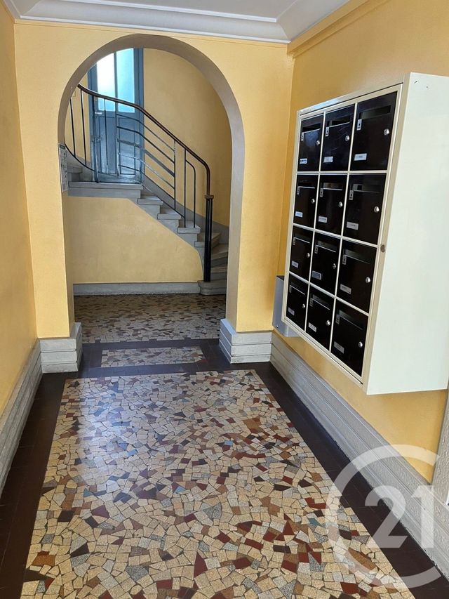 Appartement F2 à vendre - 2 pièces - 46.32 m2 - LYON - 69007 - RHONE-ALPES - Century 21 Le 7 De Coeur