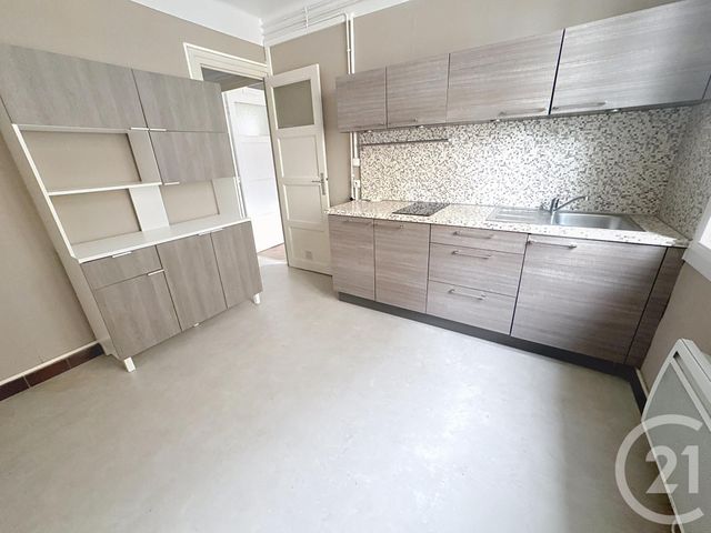 Appartement F2 à vendre - 2 pièces - 46.32 m2 - LYON - 69007 - RHONE-ALPES - Century 21 Le 7 De Coeur