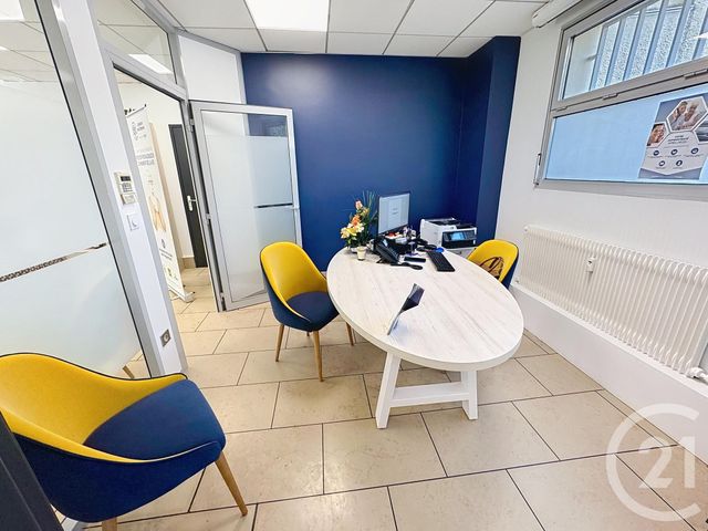 Appartement F4 à vendre - 4 pièces - 103.49 m2 - LYON - 69007 - RHONE-ALPES - Century 21 Le 7 De Coeur