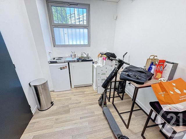 Appartement F4 à vendre - 4 pièces - 103.49 m2 - LYON - 69007 - RHONE-ALPES - Century 21 Le 7 De Coeur