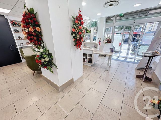 Appartement F4 à vendre - 4 pièces - 103.49 m2 - LYON - 69007 - RHONE-ALPES - Century 21 Le 7 De Coeur