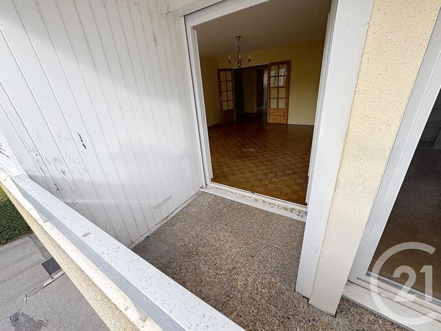 Appartement F5 à vendre - 5 pièces - 99.9 m2 - LYON - 69007 - RHONE-ALPES - Century 21 Le 7 De Coeur