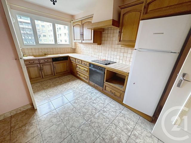 Appartement F5 à vendre - 5 pièces - 99.9 m2 - LYON - 69007 - RHONE-ALPES - Century 21 Le 7 De Coeur