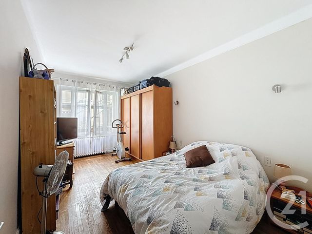 Appartement F4 à vendre - 3 pièces - 90.09 m2 - LYON - 69008 - RHONE-ALPES - Century 21 Le 7 De Coeur