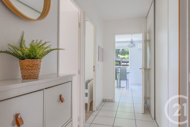 Appartement F4 à vendre - 4 pièces - 82.14 m2 - LYON - 69007 - RHONE-ALPES - Century 21 Le 7 De Coeur