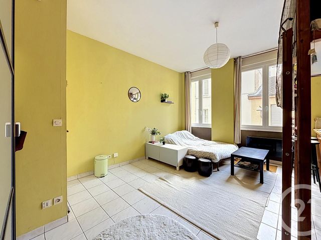 Appartement Studio à vendre - 1 pièce - 23.76 m2 - LYON - 69007 - RHONE-ALPES - Century 21 Le 7 De Coeur