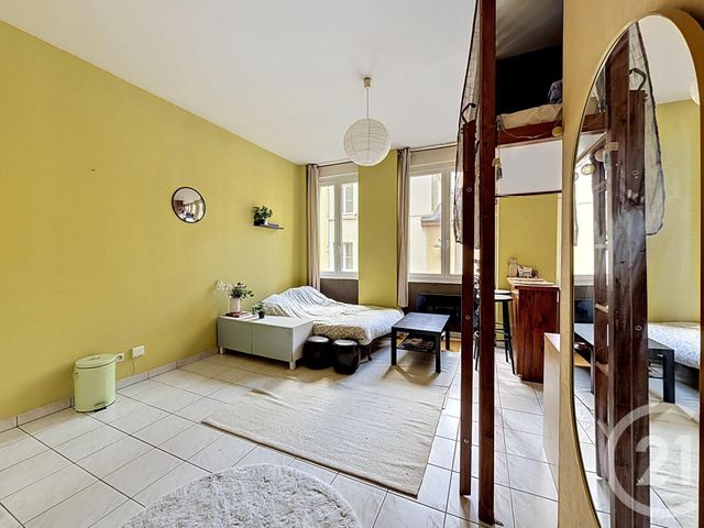 Appartement Studio à vendre - 1 pièce - 23.76 m2 - LYON - 69007 - RHONE-ALPES - Century 21 Le 7 De Coeur