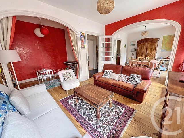 Afficher la photo en grand Appartement F4 à vendre - 4 pièces - 82.84 m2 - LYON - 69007 - RHONE-ALPES - Century 21 Le 7 De Coeur