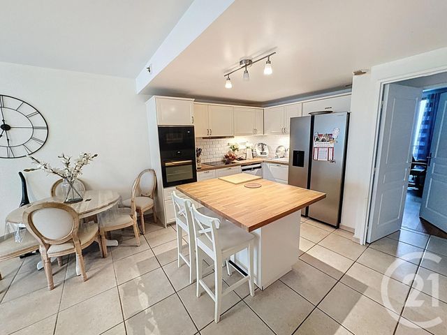 Appartement F4 à vendre - 4 pièces - 88.23 m2 - LYON - 69007 - RHONE-ALPES - Century 21 Le 7 De Coeur