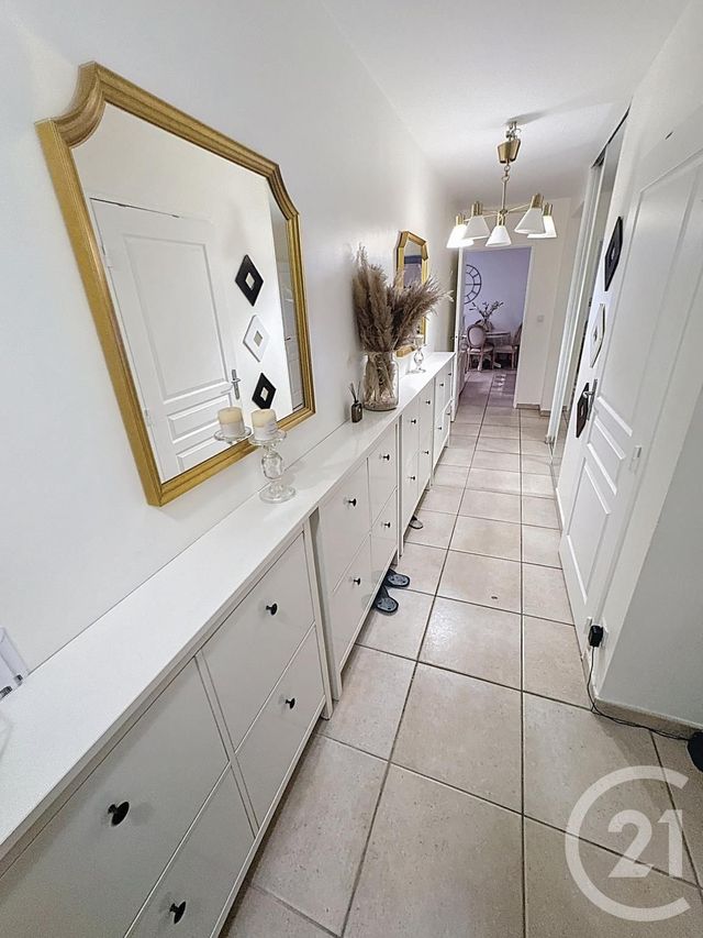 Appartement F4 à vendre - 4 pièces - 88.23 m2 - LYON - 69007 - RHONE-ALPES - Century 21 Le 7 De Coeur