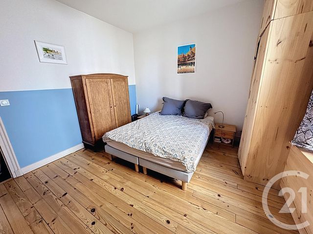 Appartement F4 à vendre - 3 pièces - 82.84 m2 - LYON - 69007 - RHONE-ALPES - Century 21 Le 7 De Coeur