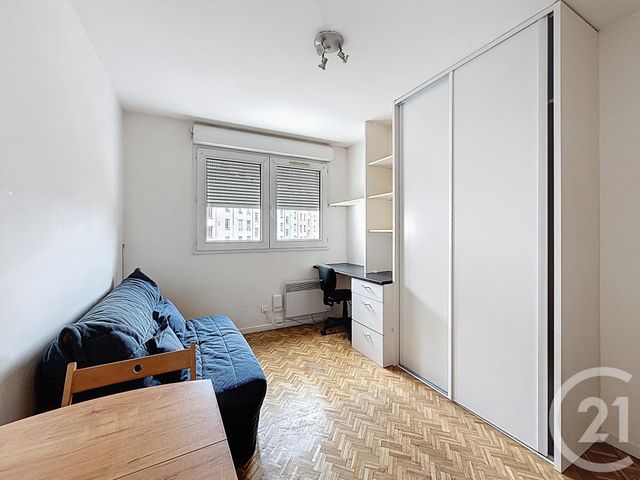 Afficher la photo en grand Appartement Studio à vendre - 1 pièce - 16.75 m2 - LYON - 69007 - RHONE-ALPES - Century 21 Le 7 De Coeur