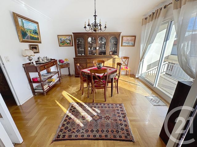 Appartement F4 à vendre - 4 pièces - 87.1 m2 - LYON - 69007 - RHONE-ALPES - Century 21 Le 7 De Coeur