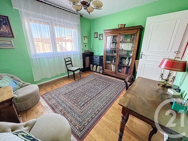 Appartement F4 à vendre - 4 pièces - 87.1 m2 - LYON - 69007 - RHONE-ALPES - Century 21 Le 7 De Coeur