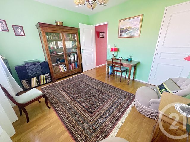 Appartement F4 à vendre - 4 pièces - 87.1 m2 - LYON - 69007 - RHONE-ALPES - Century 21 Le 7 De Coeur