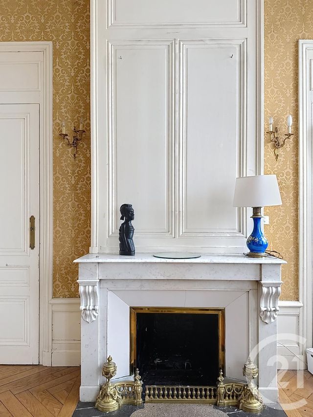 Appartement F6 à vendre - 7 pièces - 184.35 m2 - LYON - 69007 - RHONE-ALPES - Century 21 Le 7 De Coeur