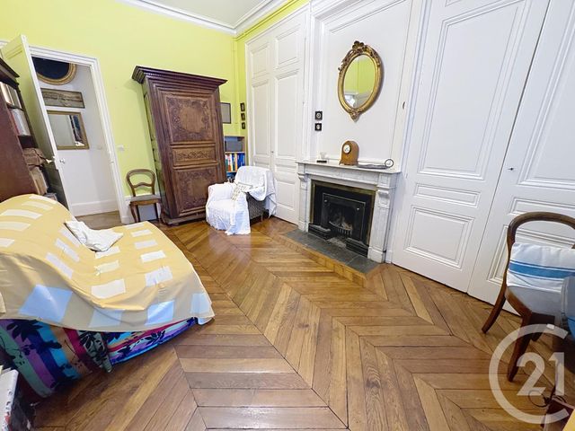 Appartement F3 à vendre - 3 pièces - 71.51 m2 - LYON - 69003 - RHONE-ALPES - Century 21 Le 7 De Coeur