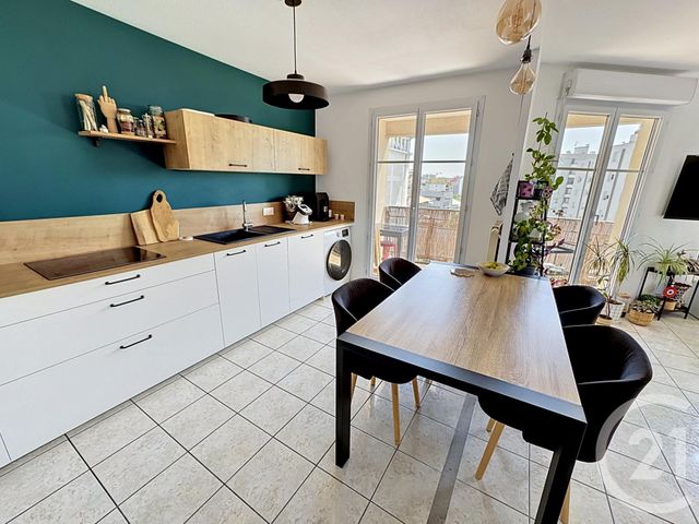 Appartement F3 à vendre - 3 pièces - 67.37 m2 - LYON - 69008 - RHONE-ALPES - Century 21 Le 7 De Coeur