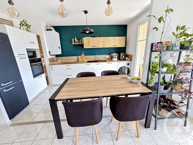 Appartement F3 à vendre - 3 pièces - 67.37 m2 - LYON - 69008 - RHONE-ALPES - Century 21 Le 7 De Coeur