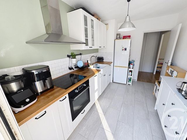 Appartement à vendre - 3 pièces - 67.28 m2 - LYON - 69007 - RHONE-ALPES - Century 21 Le 7 De Coeur