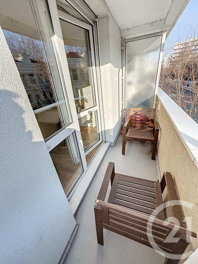 Appartement à vendre - 3 pièces - 67.28 m2 - LYON - 69007 - RHONE-ALPES - Century 21 Le 7 De Coeur