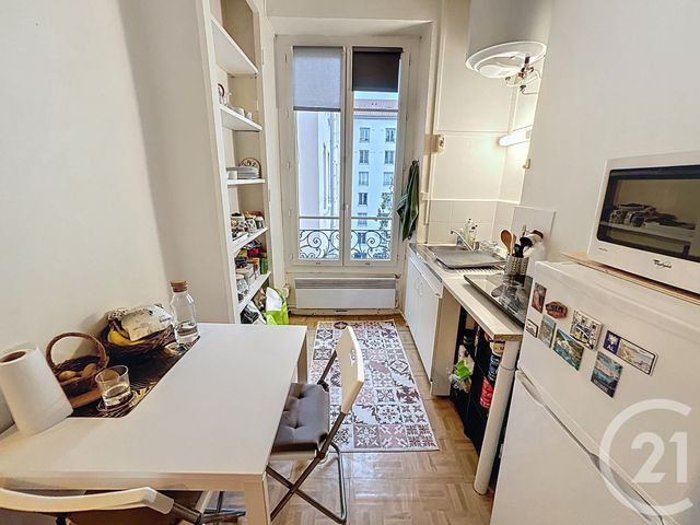 Appartement F1 à vendre - 1 pièce - 31.71 m2 - LYON - 69007 - RHONE-ALPES - Century 21 Le 7 De Coeur