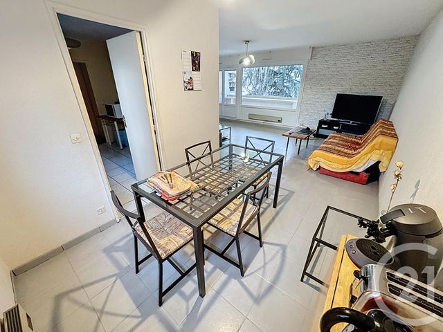 Appartement F3 à vendre - 3 pièces - 90.51 m2 - VILLEURBANNE - 69 - RHONE-ALPES - Century 21 Le 7 De Coeur