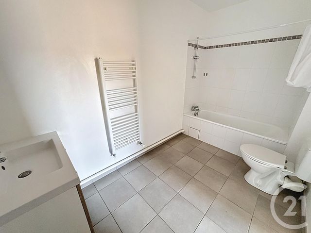 Appartement F2 à vendre - 2 pièces - 45.08 m2 - VILLEURBANNE - 69 - RHONE-ALPES - Century 21 Le 7 De Coeur