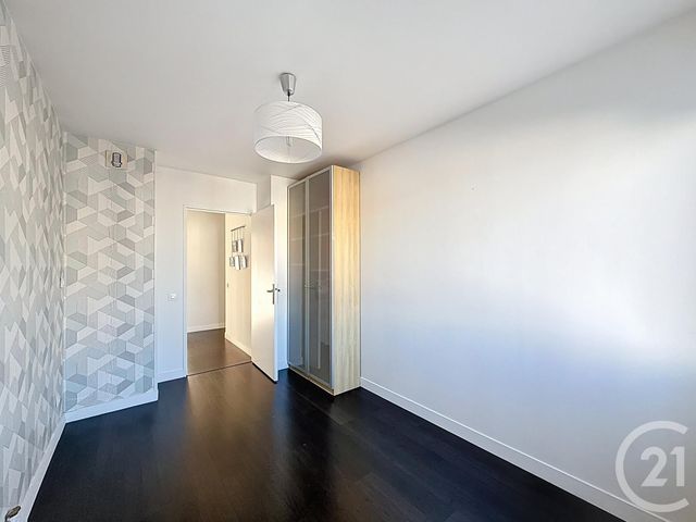 Appartement F3 à vendre - 3 pièces - 77.79 m2 - LYON - 69007 - RHONE-ALPES - Century 21 Le 7 De Coeur