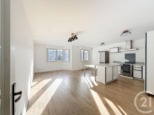 Appartement F3 à vendre - 3 pièces - 77.79 m2 - LYON - 69007 - RHONE-ALPES - Century 21 Le 7 De Coeur