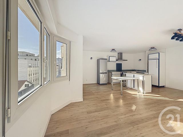 Appartement F3 à vendre - 3 pièces - 77.79 m2 - LYON - 69007 - RHONE-ALPES - Century 21 Le 7 De Coeur