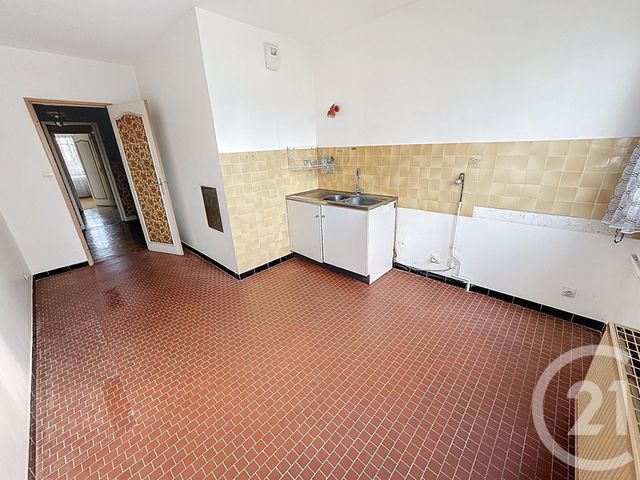 Appartement F4 à vendre - 4 pièces - 80.0 m2 - LYON - 69007 - RHONE-ALPES - Century 21 Le 7 De Coeur