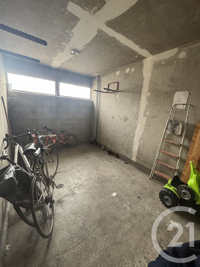 Appartement F4 à vendre - 4 pièces - 80.0 m2 - LYON - 69007 - RHONE-ALPES - Century 21 Le 7 De Coeur