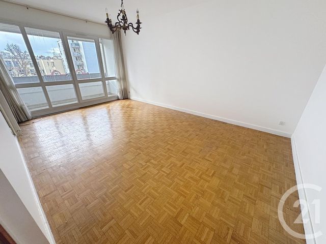 Appartement F4 à vendre - 4 pièces - 80.0 m2 - LYON - 69007 - RHONE-ALPES - Century 21 Le 7 De Coeur
