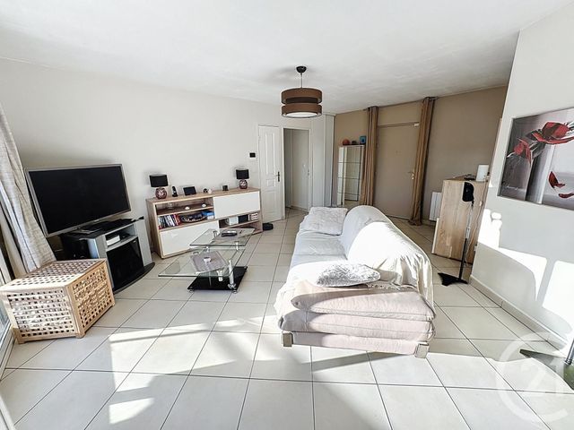 Appartement F3 à vendre - 3 pièces - 70.0 m2 - LYON - 69007 - RHONE-ALPES - Century 21 Le 7 De Coeur