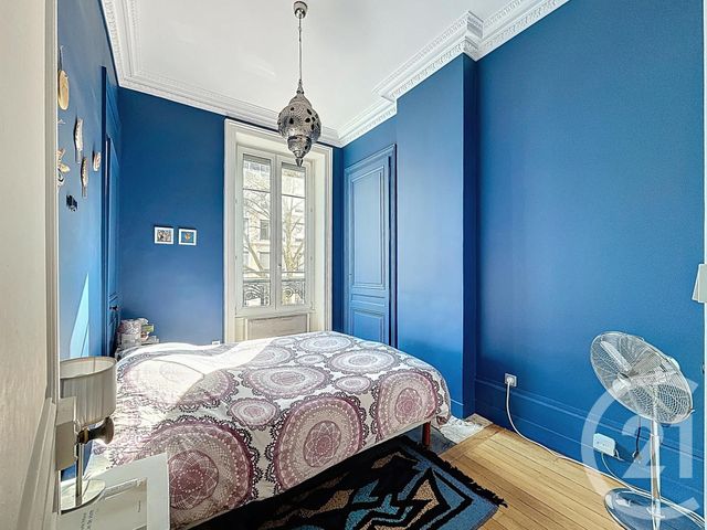 Appartement F2 bis à vendre - 2 pièces - 56.8 m2 - LYON - 69007 - RHONE-ALPES - Century 21 Le 7 De Coeur