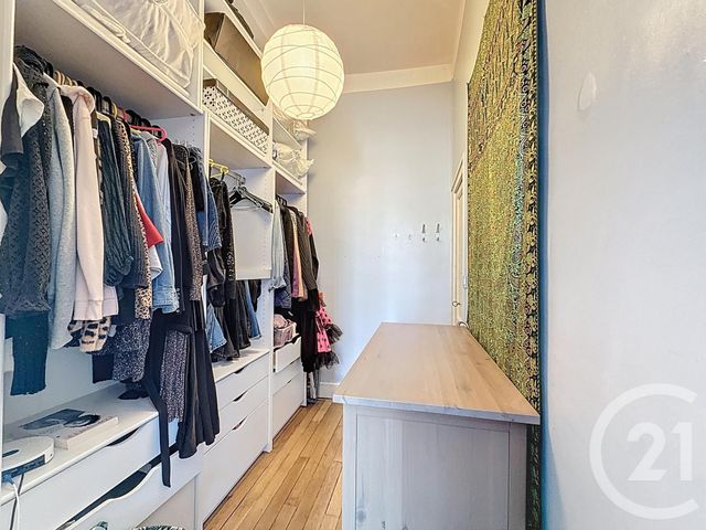 Appartement F2 bis à vendre - 2 pièces - 56.8 m2 - LYON - 69007 - RHONE-ALPES - Century 21 Le 7 De Coeur