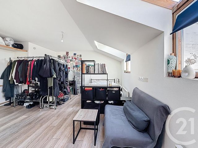 Appartement Studio à vendre - 1 pièce - 27.87 m2 - LYON - 69007 - RHONE-ALPES - Century 21 Le 7 De Coeur