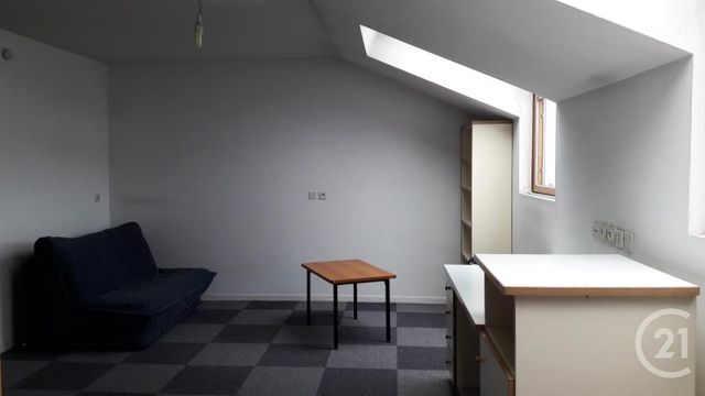 Appartement Studio à vendre - 1 pièce - 27.87 m2 - LYON - 69007 - RHONE-ALPES - Century 21 Le 7 De Coeur