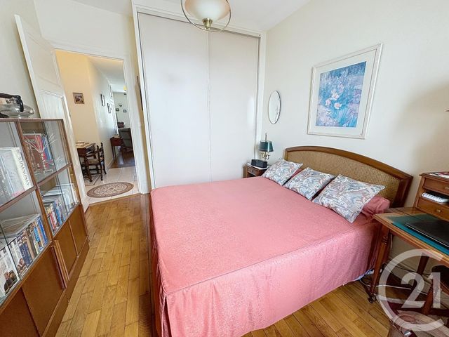 Appartement F2 à vendre - 2 pièces - 51.4 m2 - LYON - 69007 - RHONE-ALPES - Century 21 Le 7 De Coeur