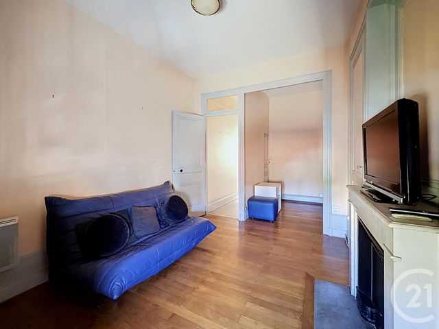 Appartement F1 bis à vendre - 2 pièces - 34.5 m2 - LYON - 69007 - RHONE-ALPES - Century 21 Le 7 De Coeur