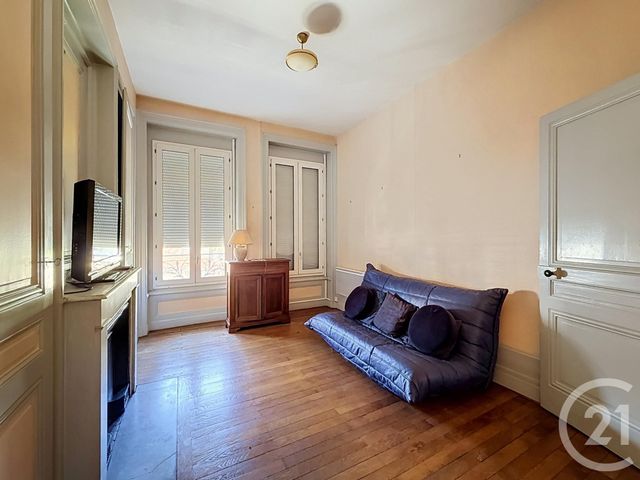 Appartement F1 bis à vendre - 2 pièces - 34.5 m2 - LYON - 69007 - RHONE-ALPES - Century 21 Le 7 De Coeur