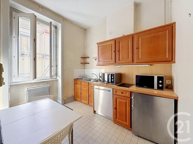 Appartement F1 bis à vendre - 2 pièces - 34.5 m2 - LYON - 69007 - RHONE-ALPES - Century 21 Le 7 De Coeur