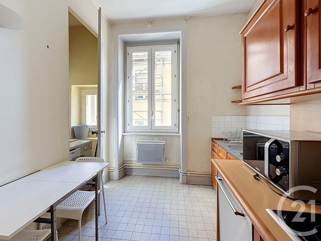 Appartement F1 bis à vendre - 2 pièces - 34.5 m2 - LYON - 69007 - RHONE-ALPES - Century 21 Le 7 De Coeur