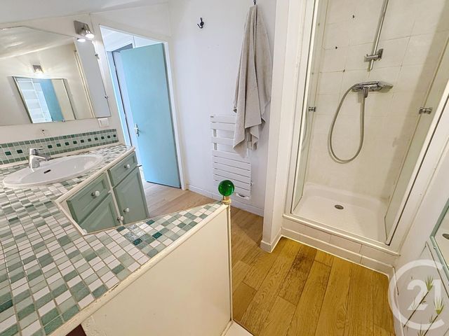 Appartement F5 à vendre - 5 pièces - 109.81 m2 - LYON - 69003 - RHONE-ALPES - Century 21 Le 7 De Coeur