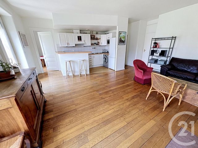 Appartement F5 à vendre - 5 pièces - 109.81 m2 - LYON - 69003 - RHONE-ALPES - Century 21 Le 7 De Coeur
