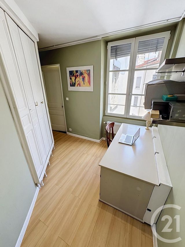 Appartement F5 à vendre - 5 pièces - 109.81 m2 - LYON - 69003 - RHONE-ALPES - Century 21 Le 7 De Coeur