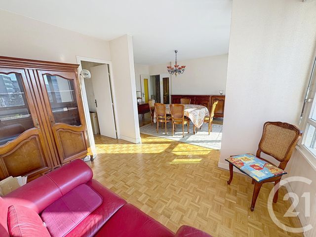 Appartement F5 à vendre - 5 pièces - 102.42 m2 - LYON - 69007 - RHONE-ALPES - Century 21 Le 7 De Coeur