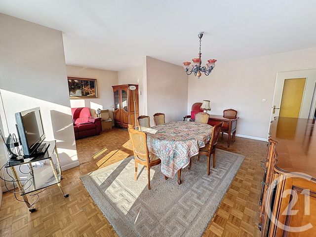 Appartement F5 à vendre - 5 pièces - 102.42 m2 - LYON - 69007 - RHONE-ALPES - Century 21 Le 7 De Coeur