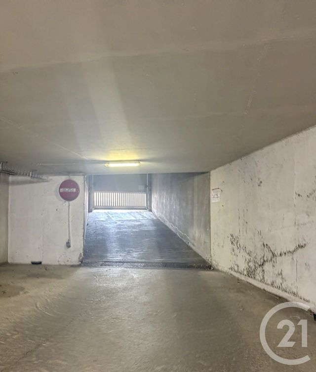 parking à vendre - 12.23 m2 - LYON - 69007 - RHONE-ALPES - Century 21 Le 7 De Coeur